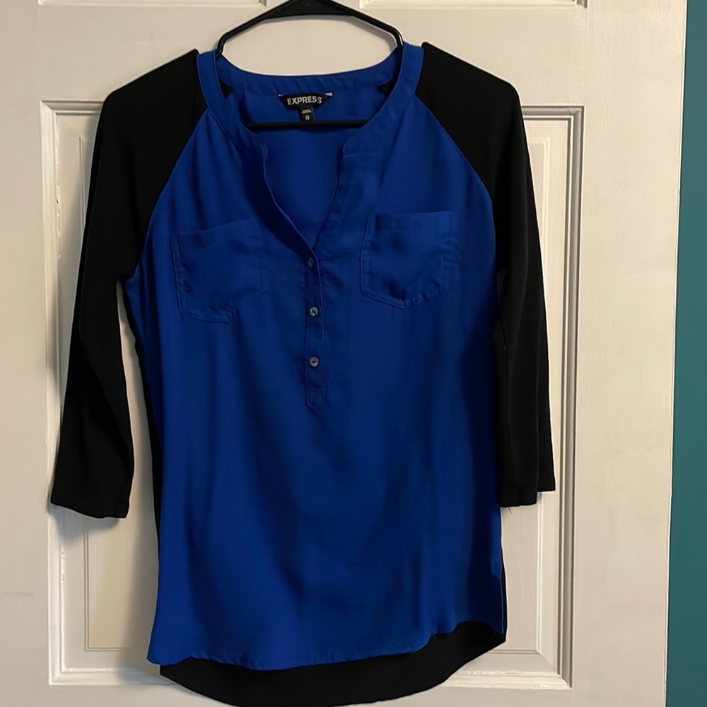 Express 3 quarter length sleeve blouse